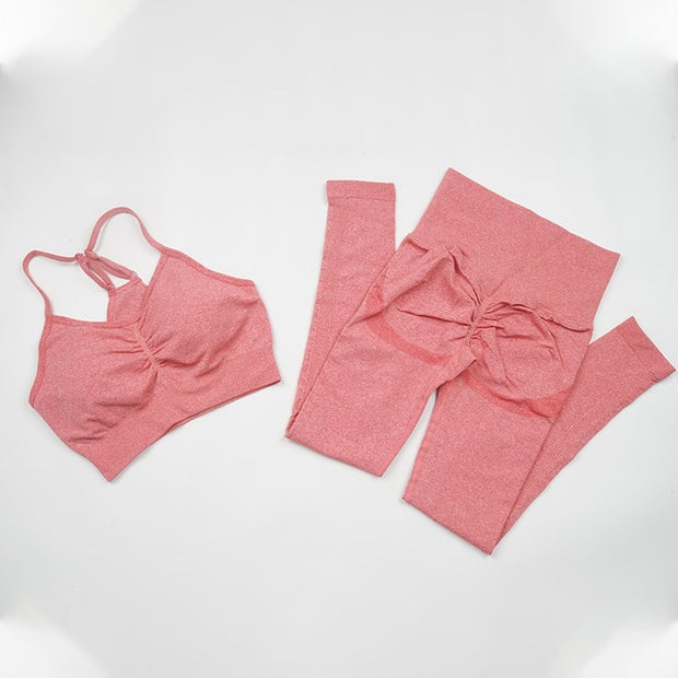 ELASTICITY AND BREATHABILITY: This fabric not only has the features of high elastic but also has a good rebound resilience. Moreover, it is breathable and good at moisture absorbing and sweat releasing, fast drying. 2/3PC YOGA SET HIGH-WAIST SEAMLESS LEGGINGS: They are slim-fit, showing off your bodies curves and perfect tummy control with butt lift. The texture helps keep them in place during workouts, non-slip.