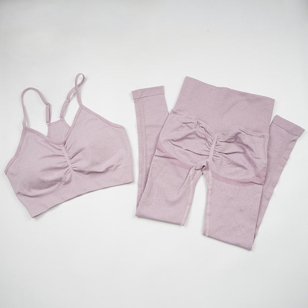 ELASTICITY AND BREATHABILITY: This fabric not only has the features of high elastic but also has a good rebound resilience. Moreover, it is breathable and good at moisture absorbing and sweat releasing, fast drying. 2/3PC YOGA SET HIGH-WAIST SEAMLESS LEGGINGS: They are slim-fit, showing off your bodies curves and perfect tummy control with butt lift. The texture helps keep them in place during workouts, non-slip.