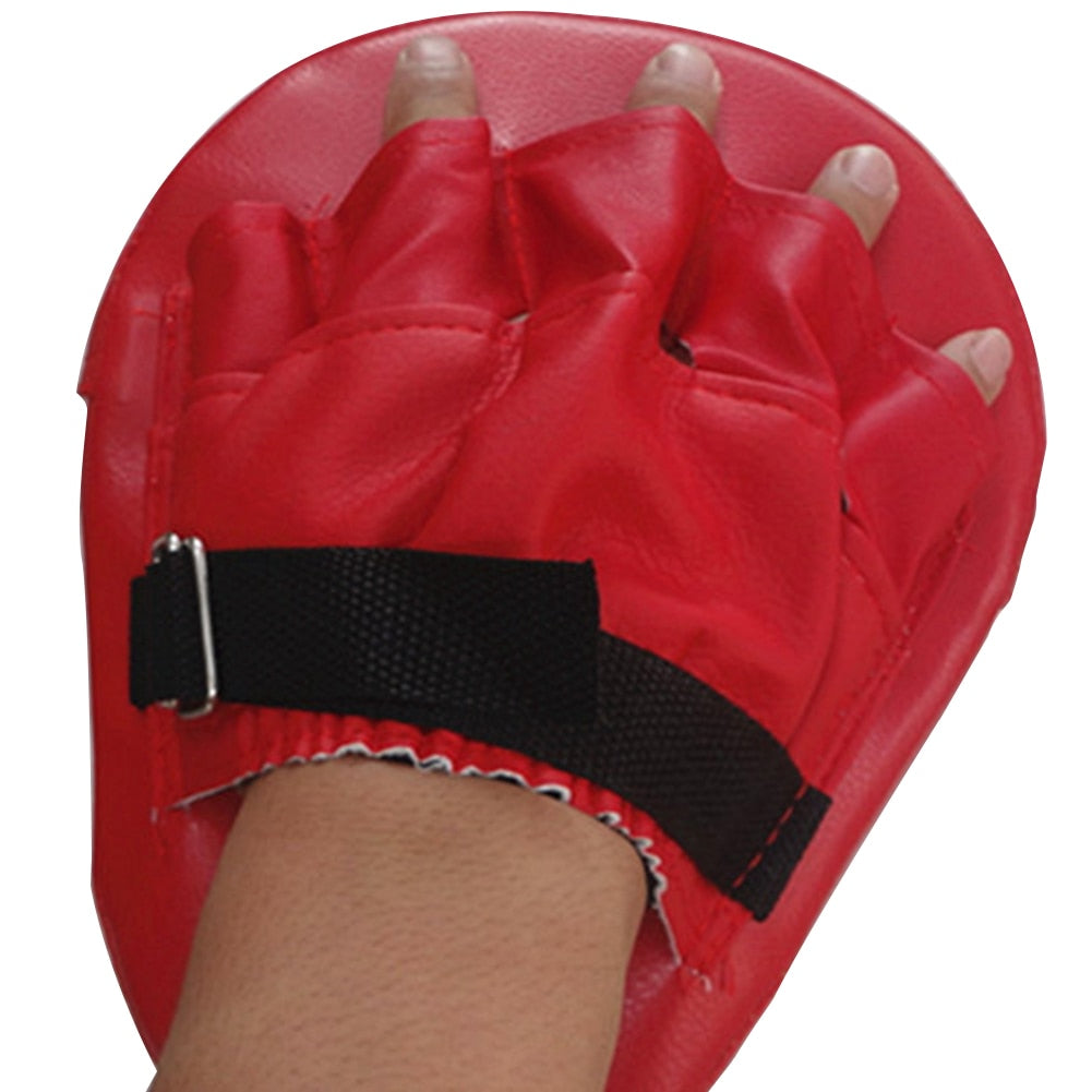 Sharpen your technique with our Boxing Mitts. Made up of premium materials these boxing mitts have excellent construction which provides long lasting durability and functionality of mma target pads. This boxing gear has been designed to protect the fighter's and coach's hands during Muay Thai, kickboxing, mma, speed ball and general boxing training.