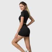 2/3/5PC LEGGINGS | YOGA SET HIGH-WAIST SEAMLESS: &nbsp They are slim-fit, helping to show off your bodies curves perfectly with tummy control and butt lift.