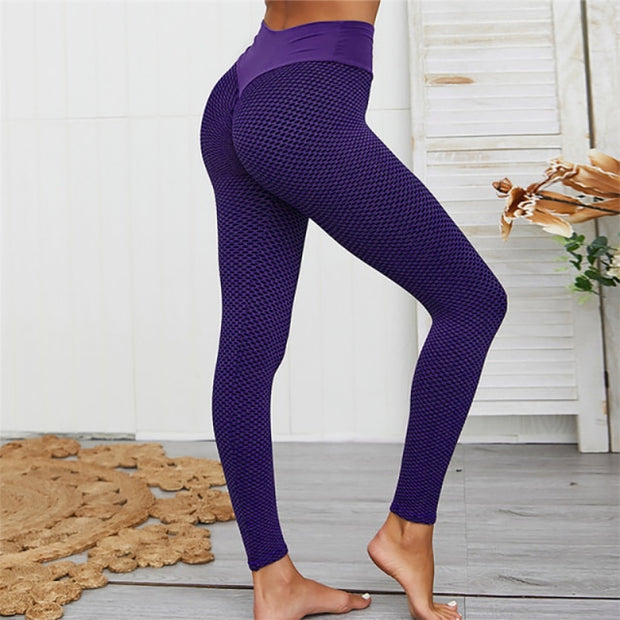 BUTT LIFT LEGGINGS: Tik Tok leggings have carefully designed rhombus textured patterns, ruched butt leggings mask the appearance of cellulite and imperfections, making your cellulite appear non-existent while lifting your booty. The right compression features your curves pop, gives your butt a streamline that your booty looks great.