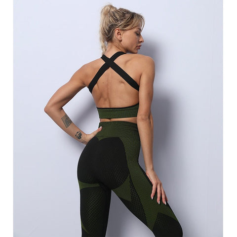 Premium Fabric – These leggings have 4-way stretch material to promote both soft and compression. Not only has the features of high elastic but also good rebound resilience, moisture wicking and quick dry. Multi-Function – Seamless sports bra with removeable pads, cross back. Thumb hole design at the wrists, the sleeve won't ride up when you exercise, it can also reduce friction and keep warm. Vertical collar front zipper design, easy to wear and take off.
