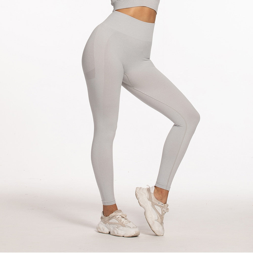 High Waist Tummy Control. Our women's active leggings offer a high waistband for better tummy control. Say goodbye to muffin top and hello to a smooth, flat stomach. These high waisted slimming leggings provide gentle compression to your midsection, giving you a toned and trim look. Our high rise workout leggings are a popular women’s style for their excellent fit and soft comfort. The high waistband gives women that extra boost of confidence to look and feel their best.