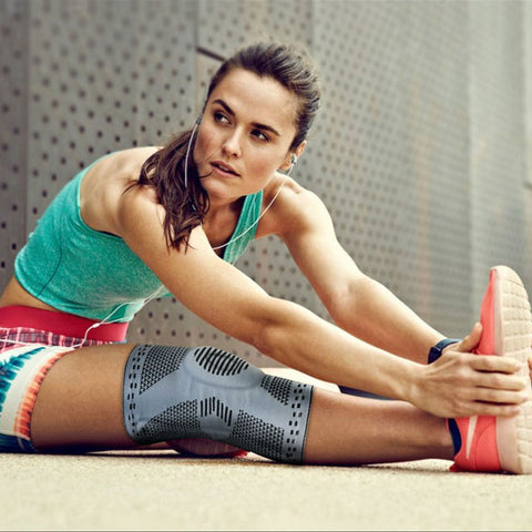 Do you miss your favorite activities due to knee pain? Our Compression Knee Brace has patella stabilization technology. Incorporated with anti-collision gel pad design that holds the patella in proper position and stabilizes your ACL, PCL, LCL, and MCL ligaments. It not only provides comfortable stabilization to the knee, and absorption of dynamic forces, but also provides extreme support for joint stabilization, pain relief and quicker injury recovery.